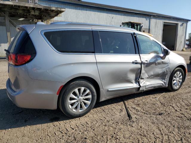 Photo 3 from auction – 2018 CHRYSLER PACIFICA T with VIN 2C4RC1EG4JR351897