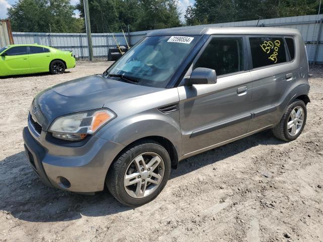 KIA SOUL + 2010 with VIN KNDJT2A20A7149167 - Photo from auction