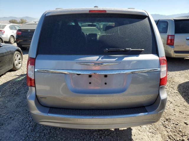 Photo 6 from auction – 2016 CHRYSLER TOWN & COU with VIN 2C4RC1BG2GR186803