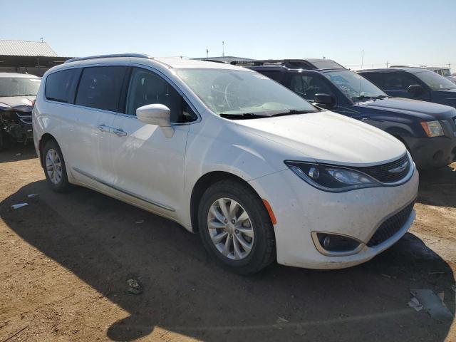 Photo 4 from auction – 2018 CHRYSLER PACIFICA T with VIN 2C4RC1BG1JR141861