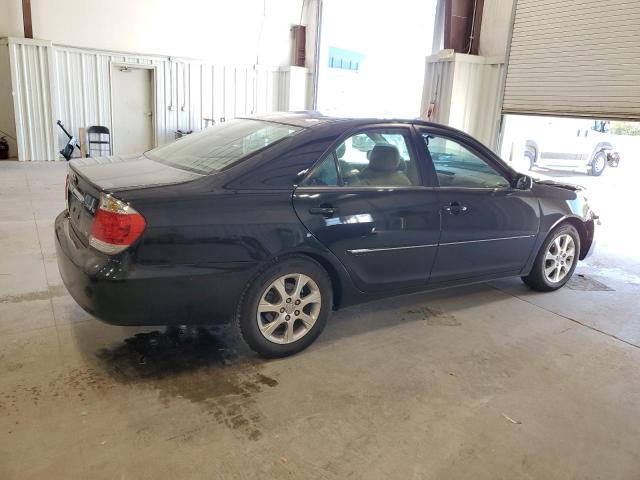 Photo 3 from auction – 2005 TOYOTA CAMRY LE with VIN 4T1BF30K65U102750
