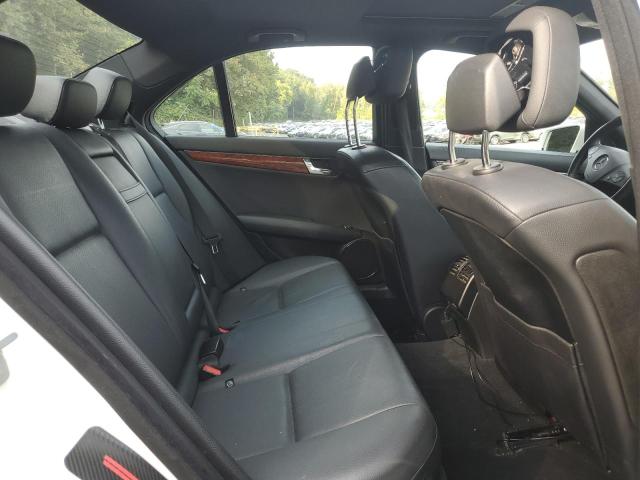 Photo 10 from auction – 2011 MERCEDES-BENZ C300 with VIN WDDGF8BB3BR181187