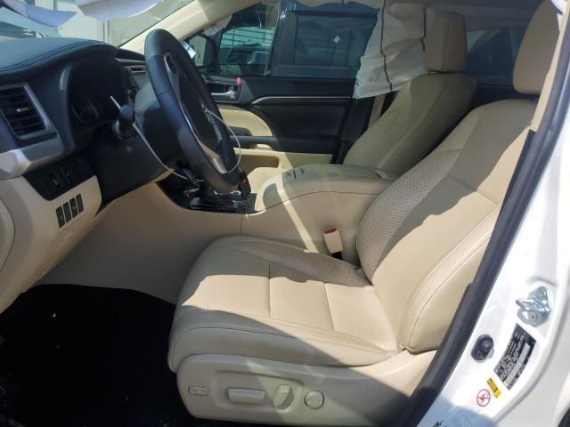 Photo 7 from auction – 2016 TOYOTA HIGHLANDER with VIN 5TDYKRFH3GS140226