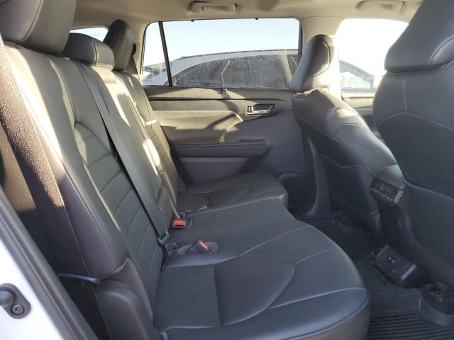 Photo 11 from auction – 2020 TOYOTA HIGHLANDER with VIN 5TDHZRBH2LS512392