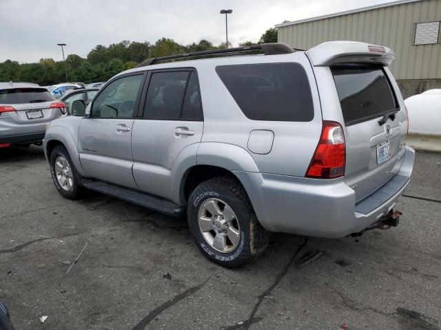 Photo 2 from auction – 2006 TOYOTA 4RUNNER LI with VIN JTEBT17R168032701