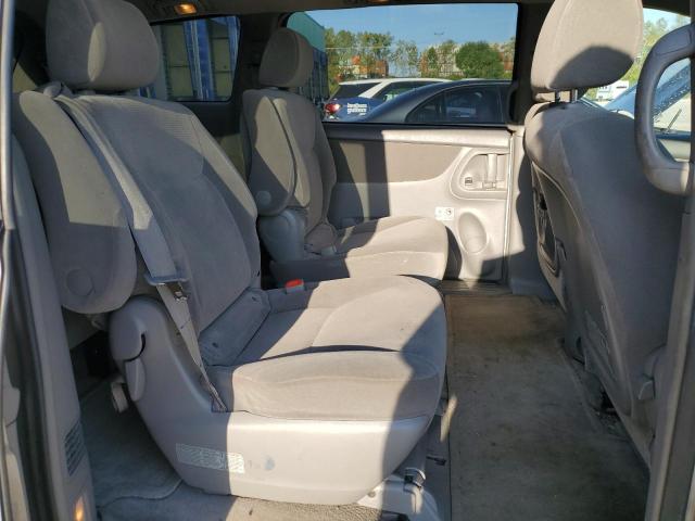 Photo 11 from auction – 2005 TOYOTA SIENNA CE with VIN 5TDZA23C35S261228