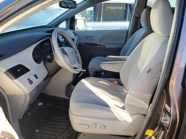 Photo 7 from auction – 2012 TOYOTA SIENNA LE with VIN 5TDJK3DC5CS033209