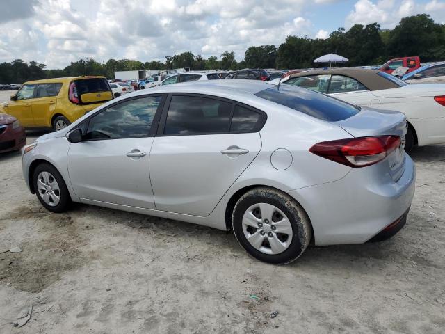 Photo 2 from auction – 2017 KIA FORTE LX with VIN 3KPFL4A72HE059574