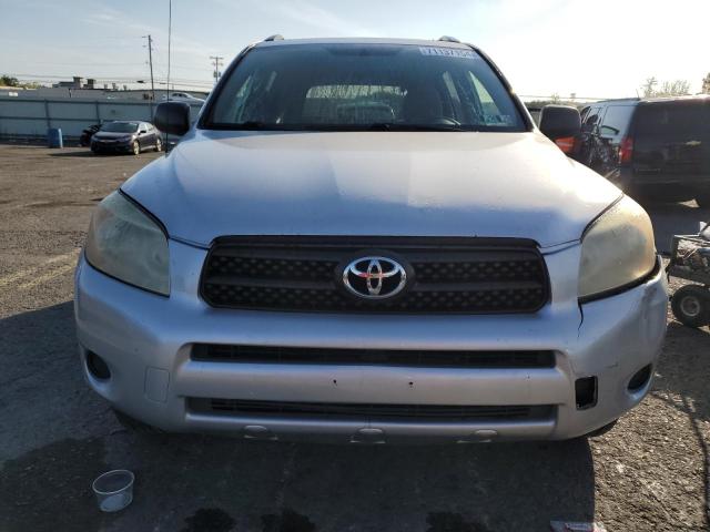 Photo 5 from auction – 2006 TOYOTA RAV4 with VIN JTMZD33V765028698