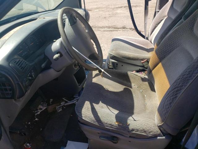 Photo 7 from auction – 2000 CHRYSLER VOYAGER with VIN 2C4GJ2538YR886130