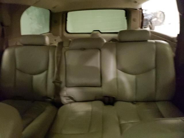 Photo 10 from auction – 2005 CHEVROLET SUBURBAN K with VIN 3GNFK16Z05G149342