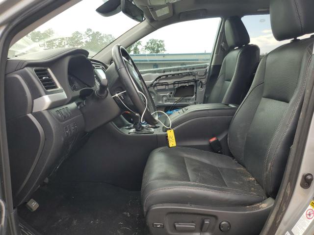Photo 7 from auction – 2018 TOYOTA HIGHLANDER with VIN 5TDYZRFH2JS280707