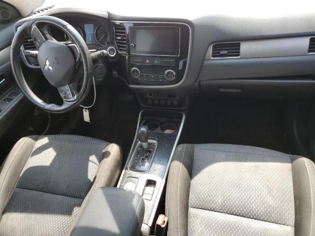 Photo 8 from auction – 2017 MITSUBISHI OUTLANDER with VIN JA4AZ3A38HZ055074