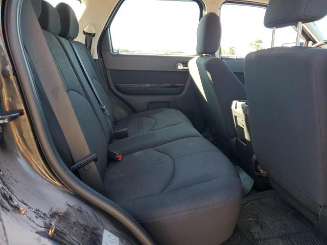 Photo 11 from auction – 2011 MAZDA TRIBUTE I with VIN 4F2CY0C73BKM02889