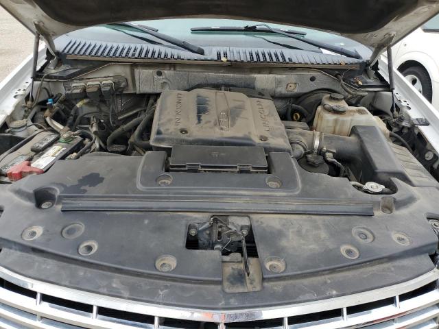 Photo 12 from auction – 2011 LINCOLN NAVIGATOR with VIN 5LMJJ3H56BEJ02548