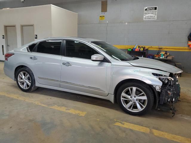 Photo 4 from auction – 2015 NISSAN ALTIMA 2.5 with VIN 1N4AL3AP4FN352010