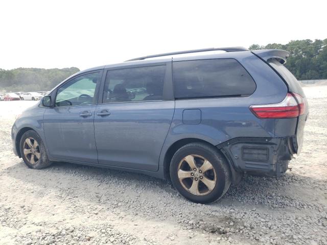 Photo 2 from auction – 2017 TOYOTA SIENNA LE with VIN 5TDKZ3DC5HS790568