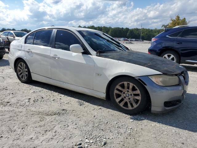 Photo 4 from auction – 2009 BMW 328 I with VIN WBAPH77589NM27277