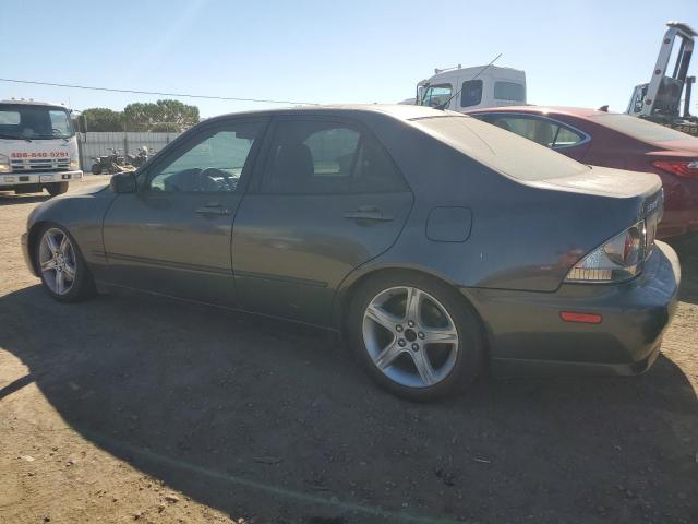 Photo 2 from auction – 2001 LEXUS IS 300 with VIN JTHBD182510012573