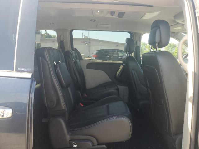 Photo 11 from auction – 2013 CHRYSLER TOWN & COU with VIN 2C4RC1CG5DR818901