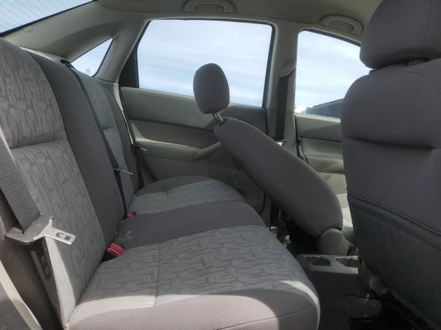 Photo 10 from auction – 2005 FORD FOCUS ZX4 with VIN 1FAFP34N95W242552