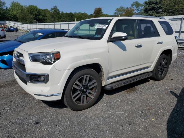 TOYOTA 4RUNNER SR 2015 مع رقم تعريف المركبة JTEBU5JR4F5229490 - صورة من المزاد