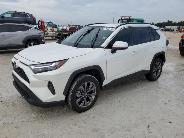 TOYOTA RAV4 XLE P 2022 with VIN 4T3B6RFV2NU072402 - Photo from auction