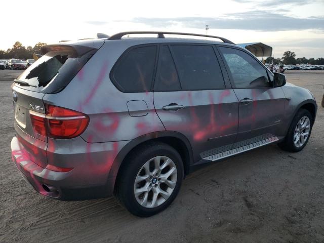 Photo 3 from auction – 2012 BMW X5 XDRIVE3 with VIN 5UXZV4C59CL747914