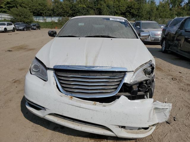 Photo 5 from auction – 2014 CHRYSLER 200 LIMITE with VIN 1C3BCBFG8EN137976