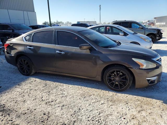 Photo 4 from auction – 2013 NISSAN ALTIMA 2.5 with VIN 1N4AL3AP7DN524687