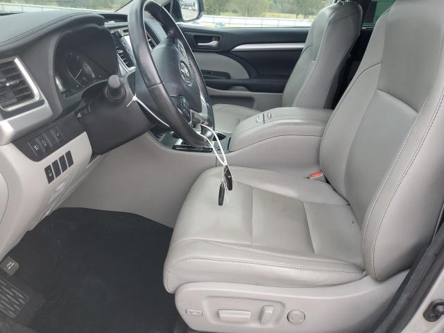 Photo 7 from auction – 2018 TOYOTA HIGHLANDER with VIN 5TDJZRFH0JS845876