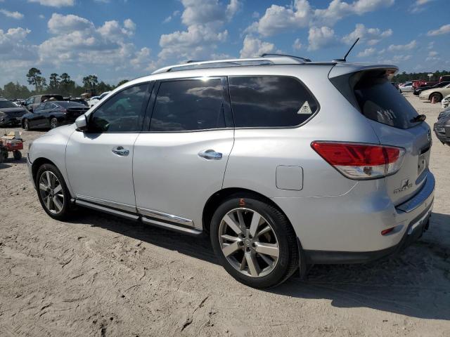 Photo 2 from auction – 2015 NISSAN PATHFINDER with VIN 5N1AR2MM2FC634352