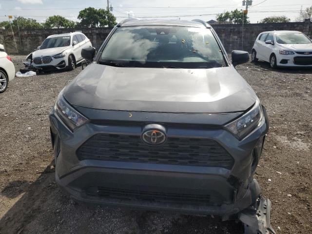 Photo 5 from auction – 2020 TOYOTA RAV4 LE with VIN JTMH1RFV0LD047064