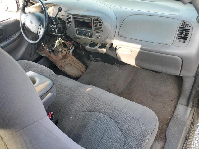 Photo 8 from auction – 2000 FORD F150 with VIN 1FTRX17W6YNA10324