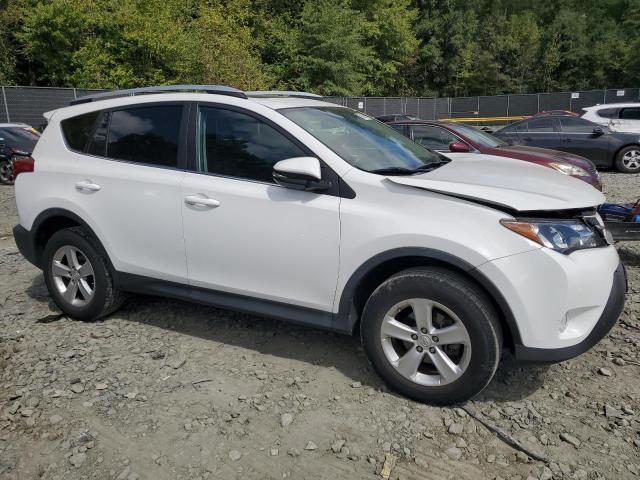 Photo 4 from auction – 2014 TOYOTA RAV4 XLE with VIN 2T3RFREV6EW161910