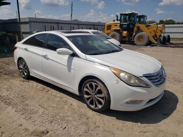 Photo 4 from auction – 2013 HYUNDAI SONATA SE with VIN 5NPEC4AC0DH661436