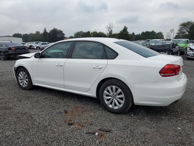Photo 2 from auction – 2014 VOLKSWAGEN PASSAT S with VIN 1VWAP7A3XEC015139