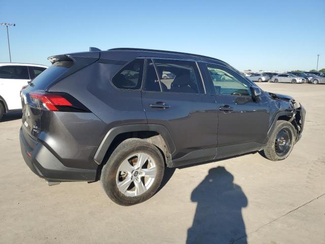 Photo 3 from auction – 2020 TOYOTA RAV4 XLE with VIN JTMP1RFVXLJ029734