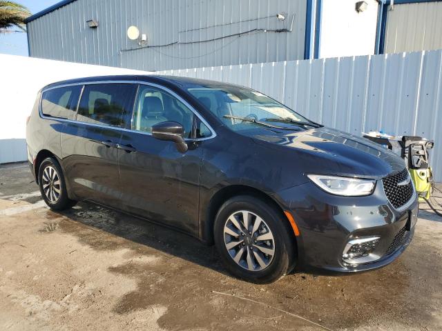 Photo 4 from auction – 2022 CHRYSLER PACIFICA H with VIN 2C4RC1L7XNR143614