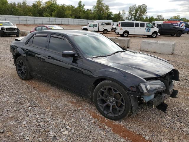 Photo 4 from auction – 2019 CHRYSLER 300 S with VIN 2C3CCABG0KH601142