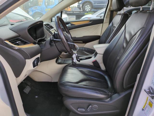Photo 7 from auction – 2016 LINCOLN MKC SELECT with VIN 5LMCJ2D9XGUJ22052