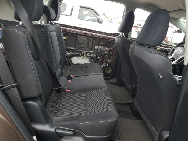 Photo 10 from auction – 2015 TOYOTA PRIUS V with VIN JTDZN3EU9FJ027884
