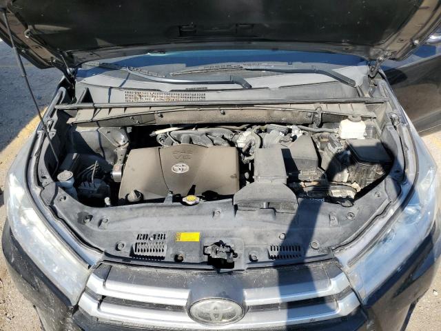 Photo 12 from auction – 2017 TOYOTA HIGHLANDER with VIN 5TDBZRFH0HS384113