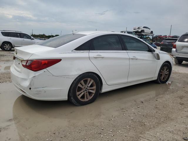 Photo 3 from auction – 2013 HYUNDAI SONATA GLS with VIN 5NPEB4AC4DH711029