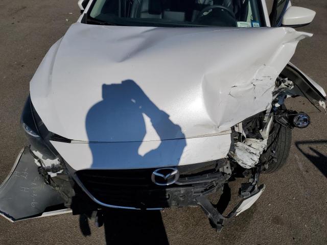 Photo 11 from auction – 2018 MAZDA 3 TOURING with VIN 3MZBN1V39JM249847
