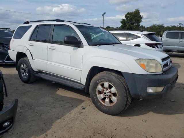 Photo 4 from auction – 2005 TOYOTA 4RUNNER SR with VIN JTEBU14R350067819