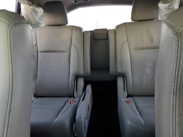 Photo 10 from auction – 2018 TOYOTA HIGHLANDER with VIN 5TDYZRFH9JS237210