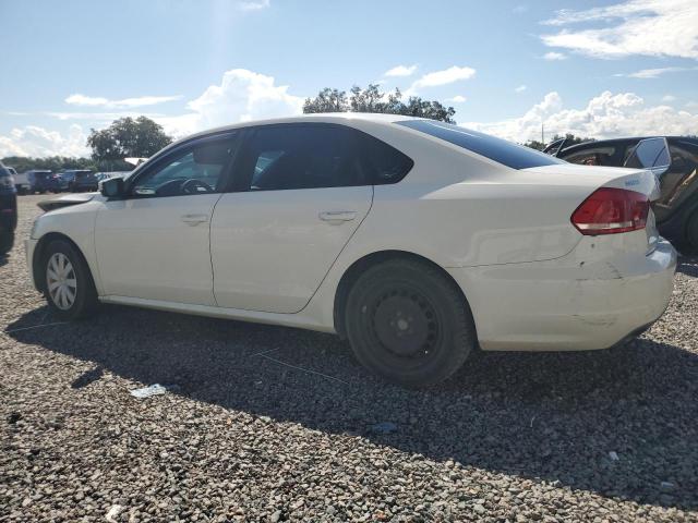Photo 2 from auction – 2013 VOLKSWAGEN PASSAT S with VIN 1VWAP7A33DC105425