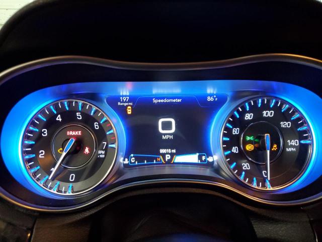 Photo 9 from auction – 2017 CHRYSLER 300C with VIN 2C3CCAEG9HH566315