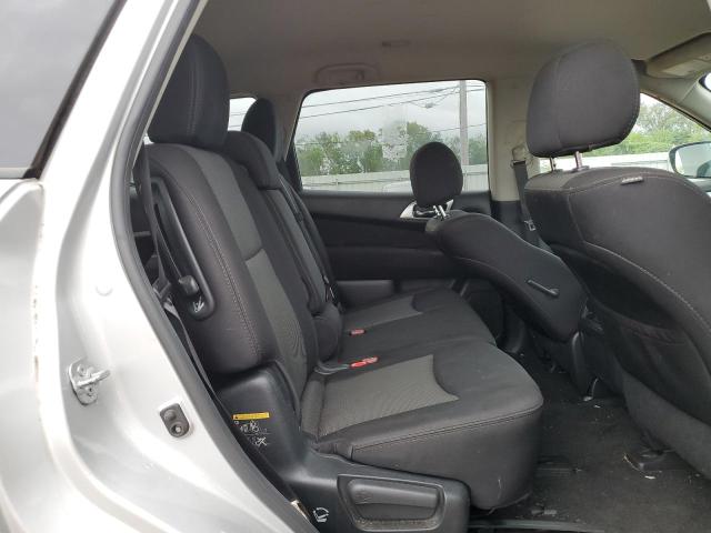 Photo 11 from auction – 2017 NISSAN PATHFINDER with VIN 5N1DR2MN4HC670102